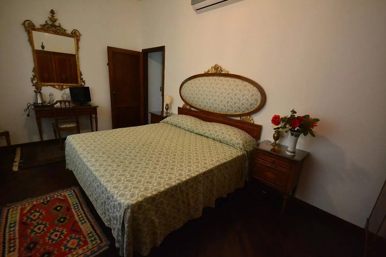 ** Bed & Breakfast Villa Barbetti Siena Italy
